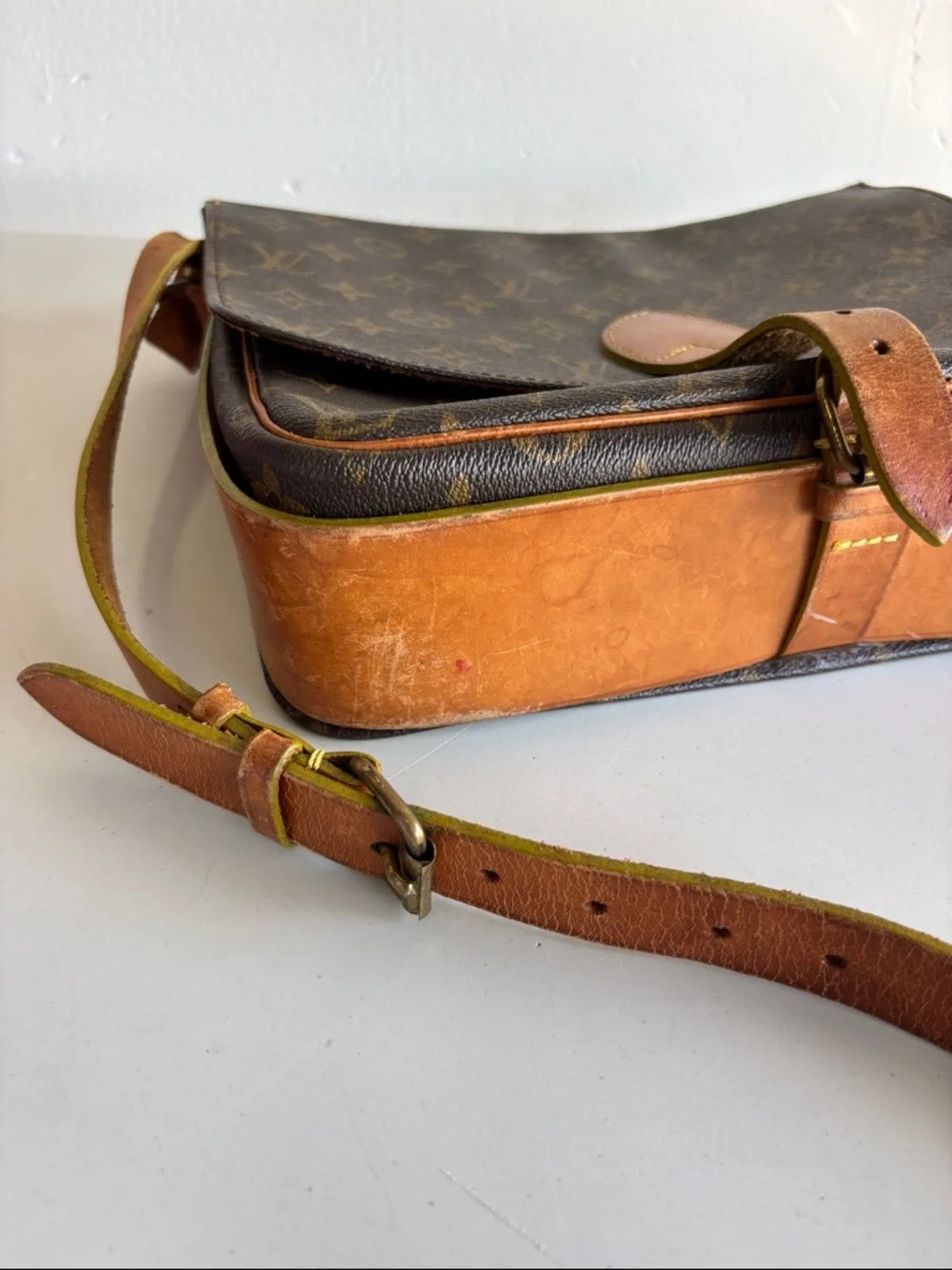 Louis Vuitton Pre-Owned 1991 Cartesier GM Crossbody Bag
